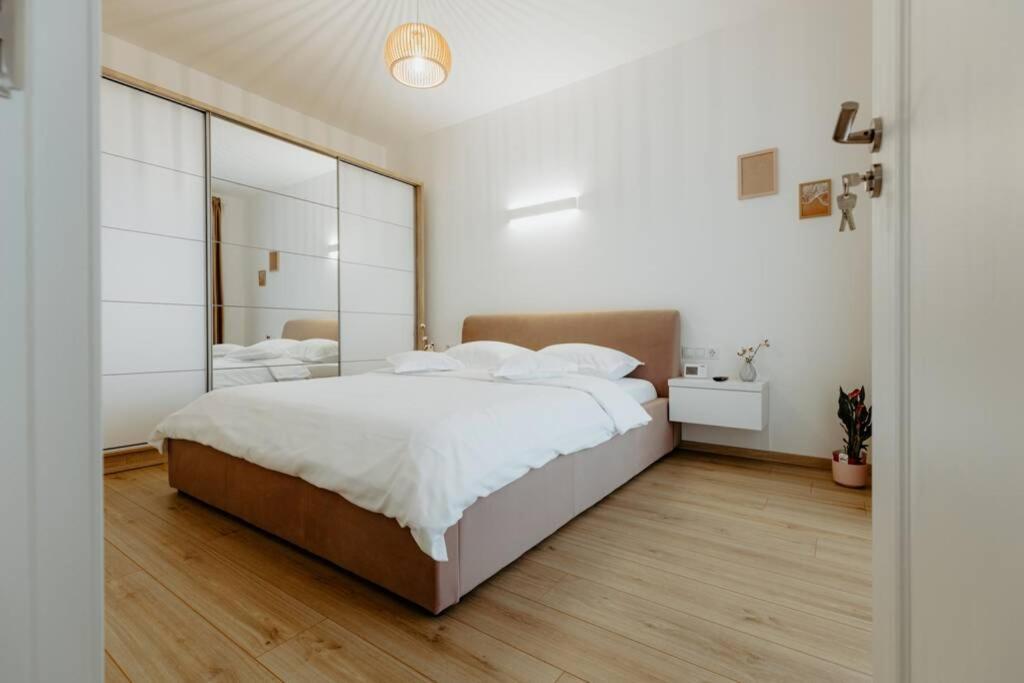 Nest Inn Oasis Residence 巴亚马雷 外观 照片